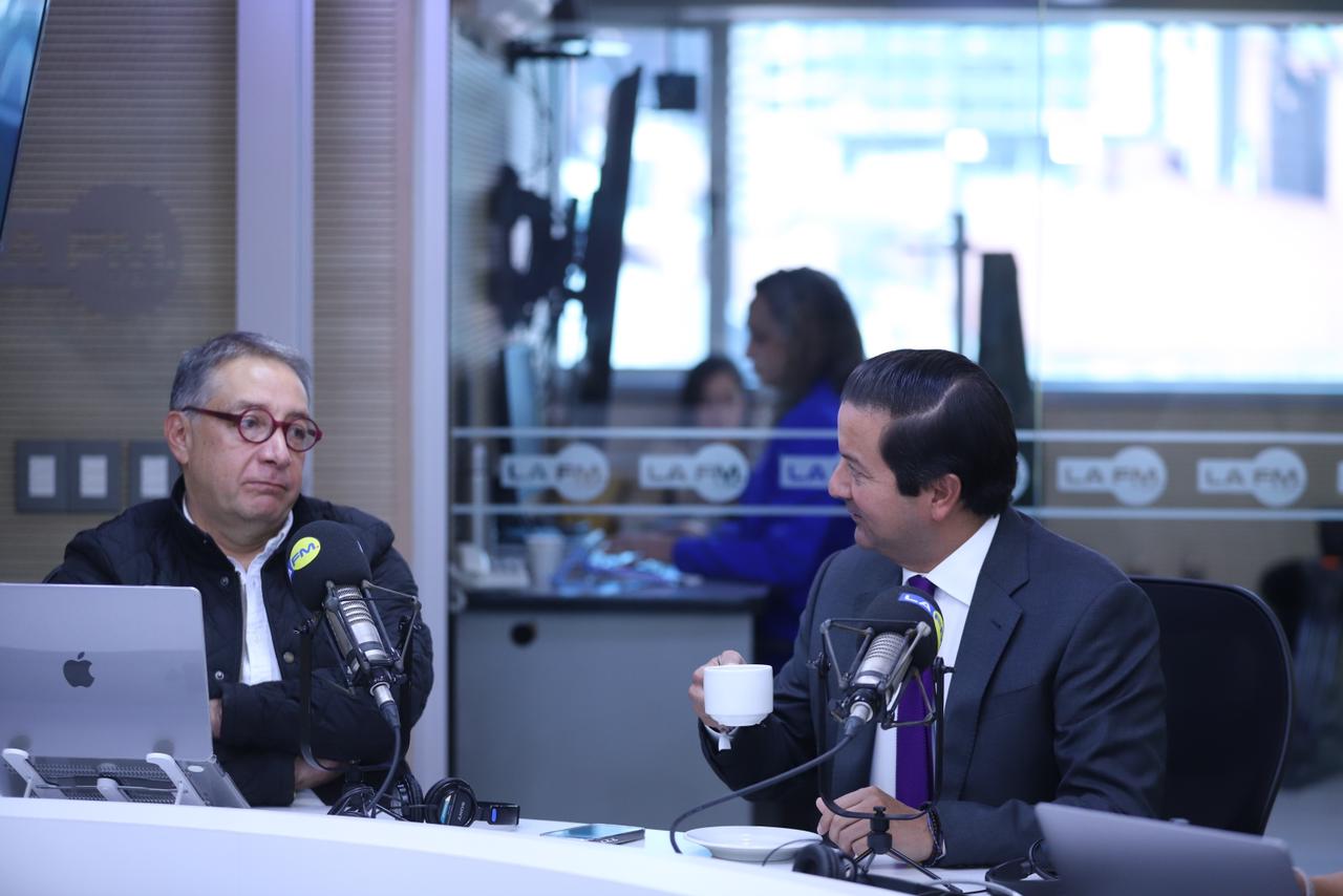 David Luna en Tribuna RCN hablando para La FM